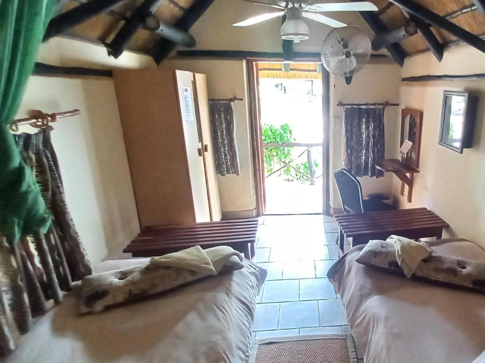 Ombinda Country Lodge Outjo Quarto foto