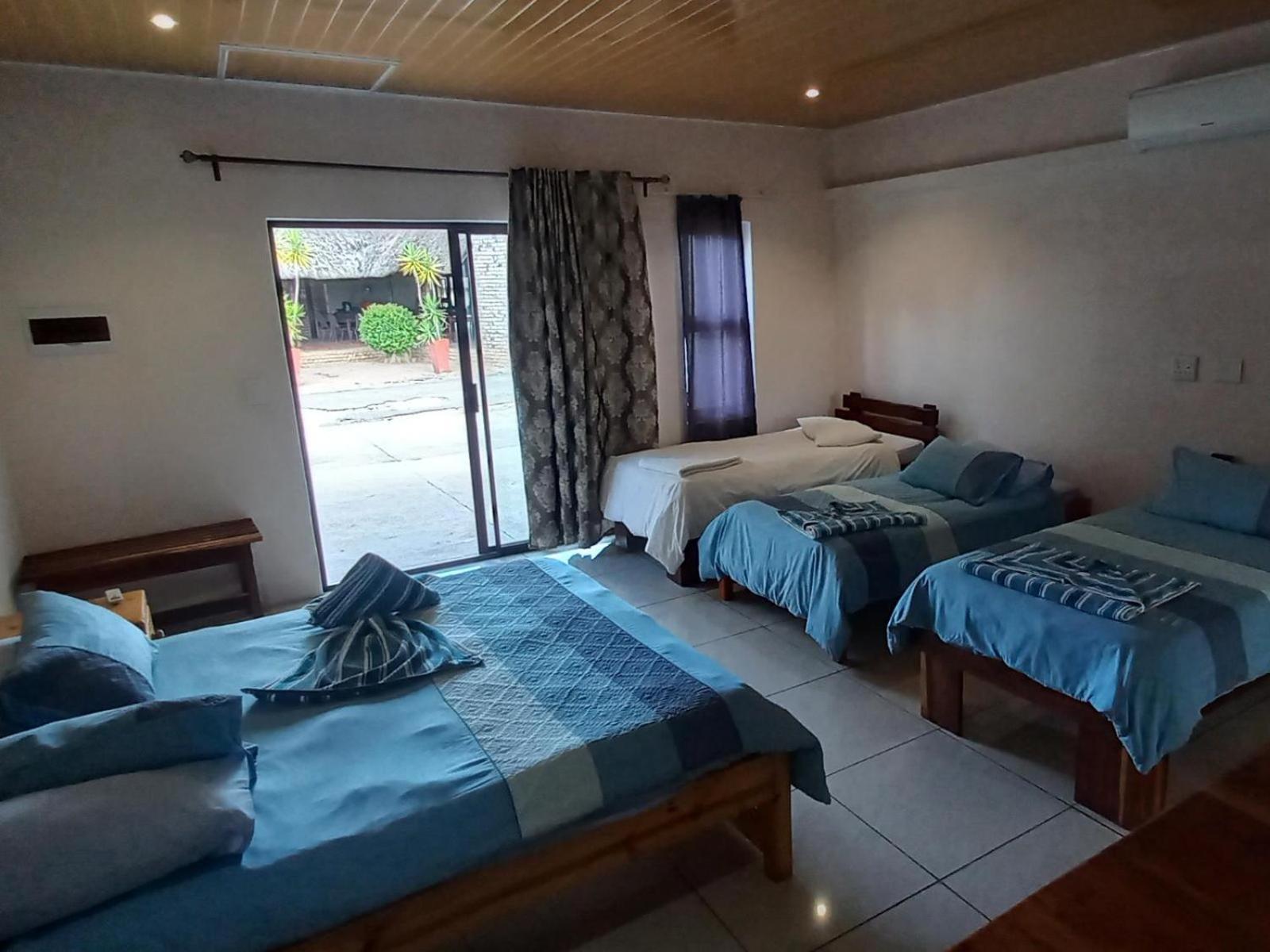 Ombinda Country Lodge Outjo Quarto foto