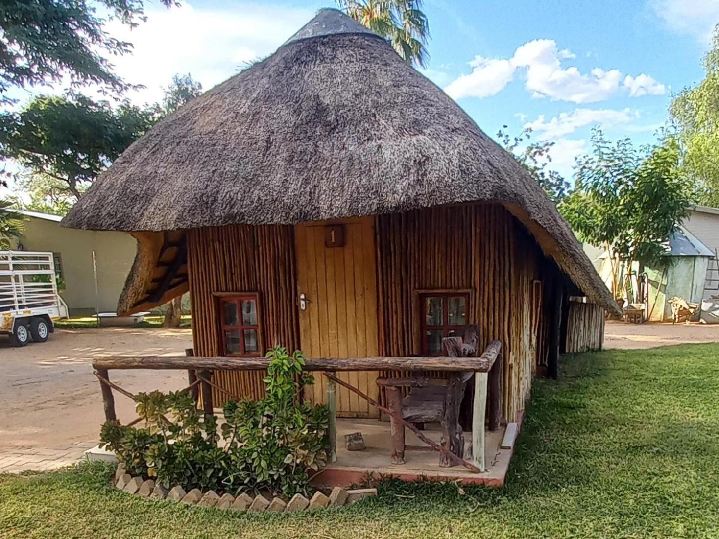 Ombinda Country Lodge Outjo Quarto foto